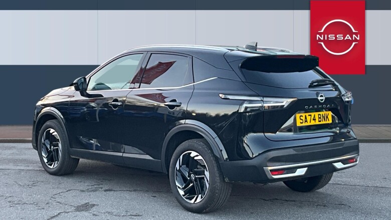 Nissan Qashqai 1.3 DiG-T MH N-Connecta 5dr Petrol Hatchback